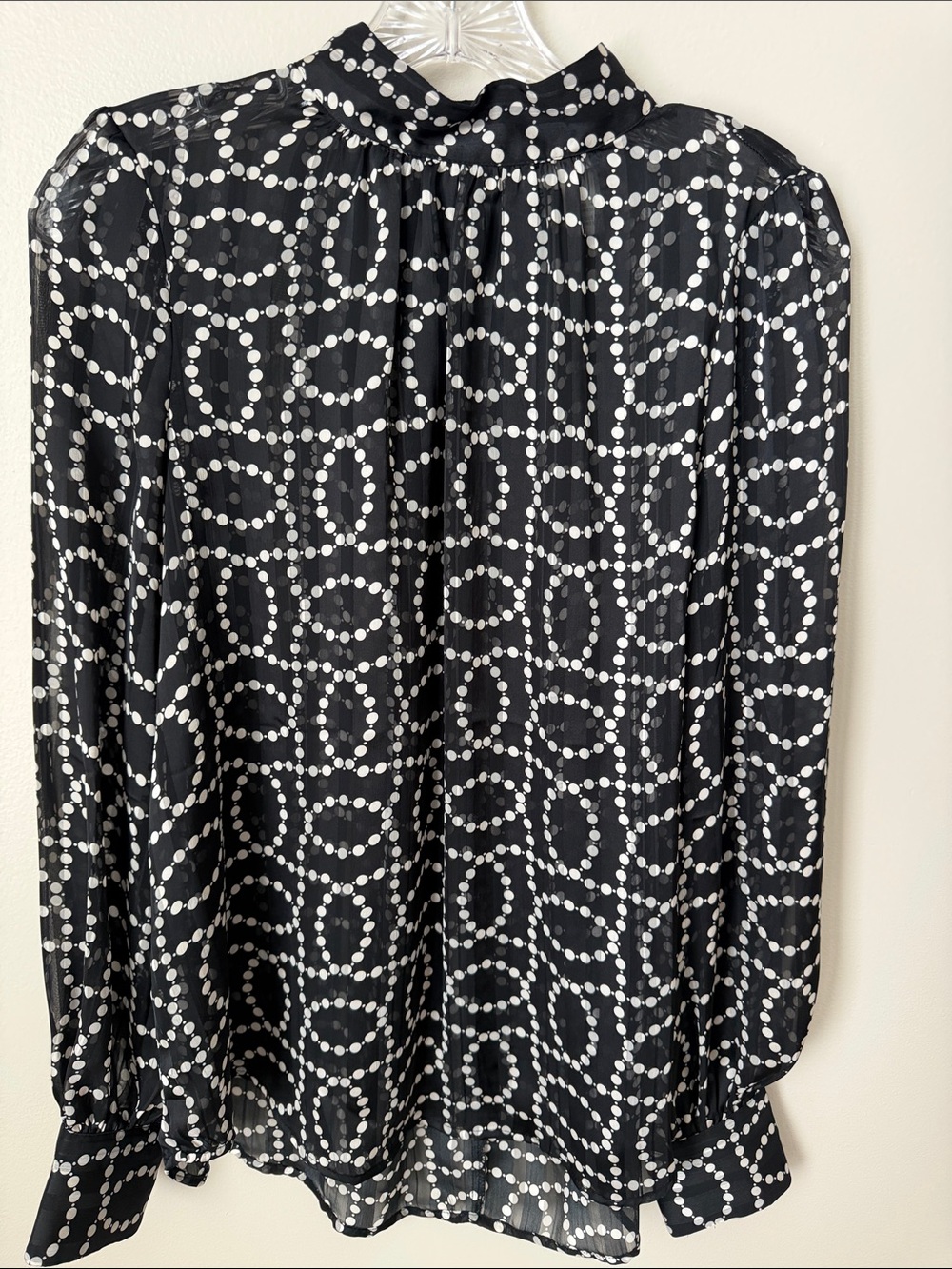 H&M Black and White Dot Chain Print Blouse